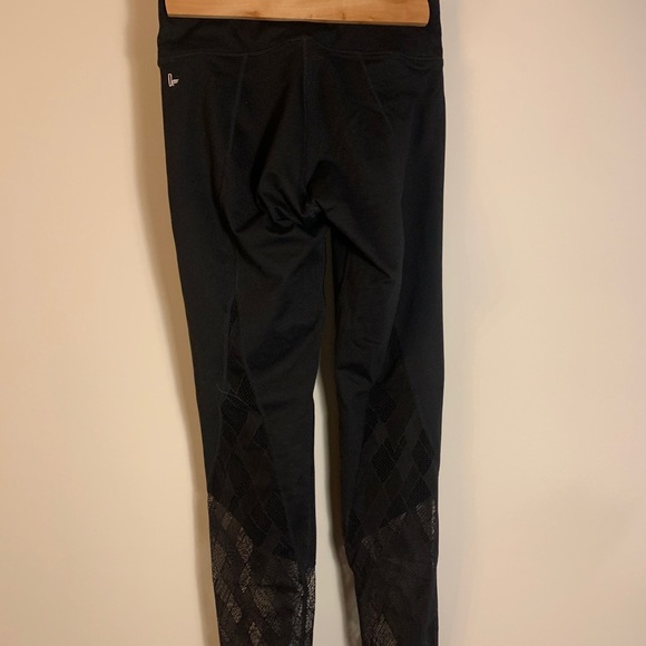 Fabletics work out pants - Picture 2 of 2